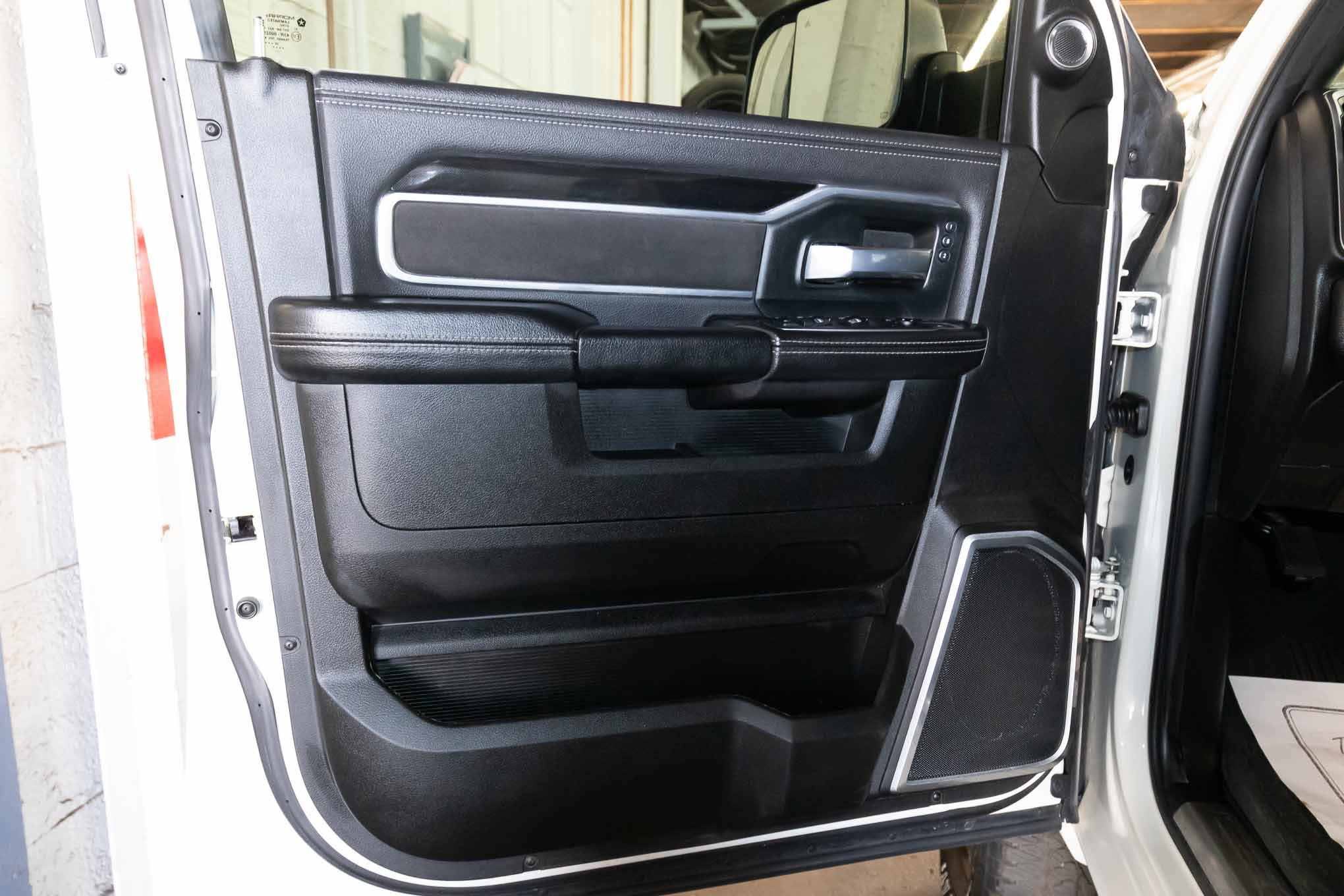 Used 2020 RAM 2500 Laramie image 9