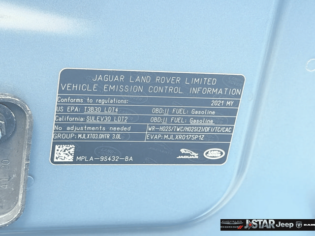 Used 2021 Land Rover Defender 90 X-Dynamic S AWD/4WD image 32