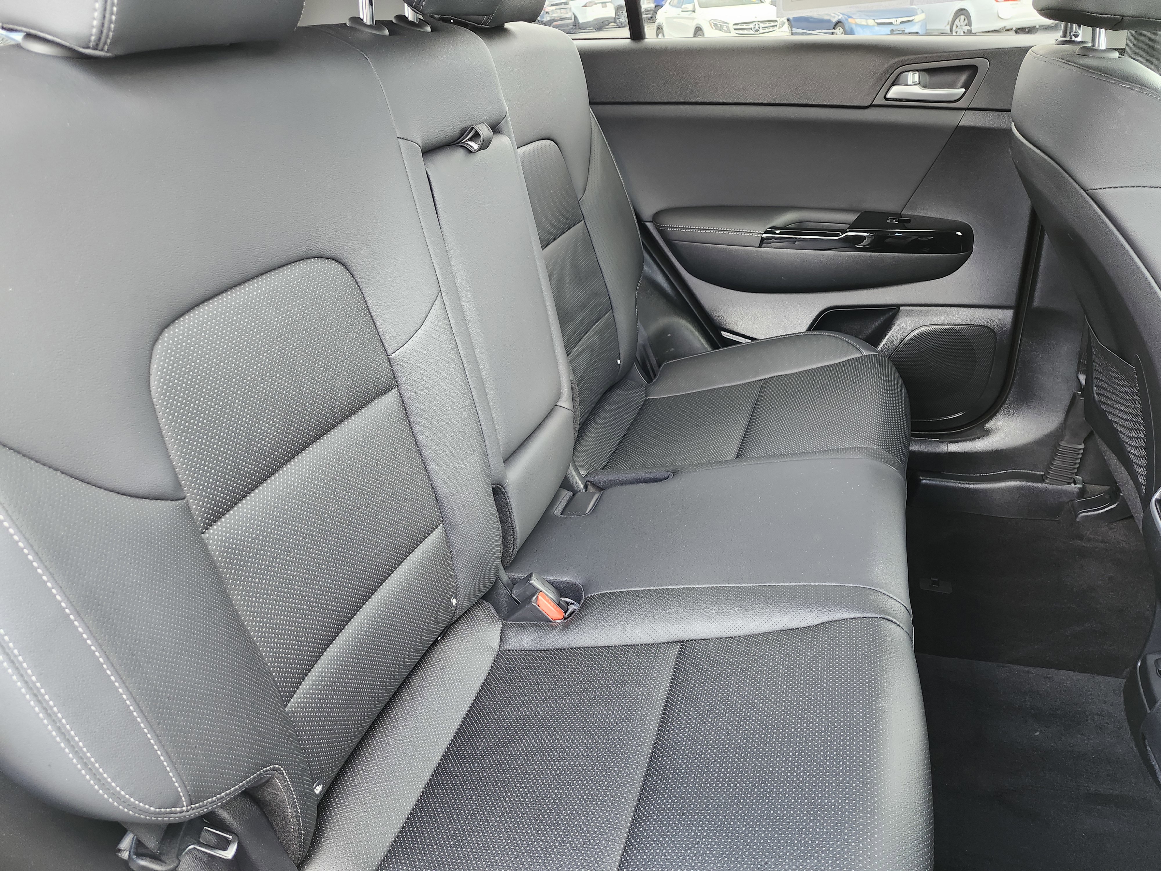 Used 2022 Kia Sportage EX image 22