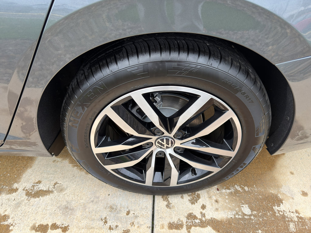 New 2026 Volkswagen Jetta SE image 11