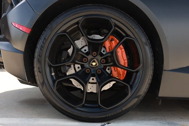 Used 2019 Lamborghini Huracan LP 580-2 RWD image 88