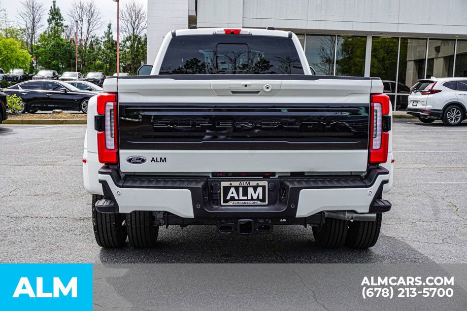 Used 2025 Ford F450 Platinum w/ FX4 Off-Road Package image 11