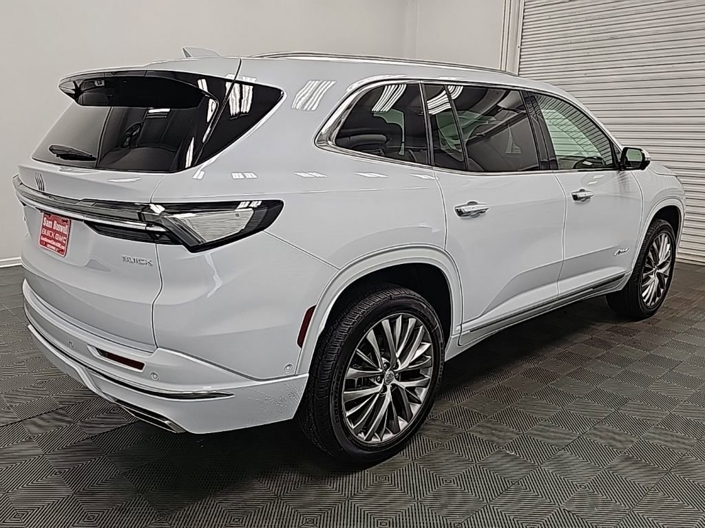 New 2026 Buick Enclave Avenir w/ Super Cruise Package image 8