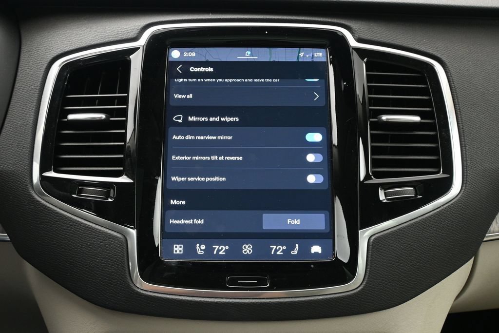 Used 2024 Volvo XC90 B6 Plus w/ Protection Package Premier AWD/4WD image 18