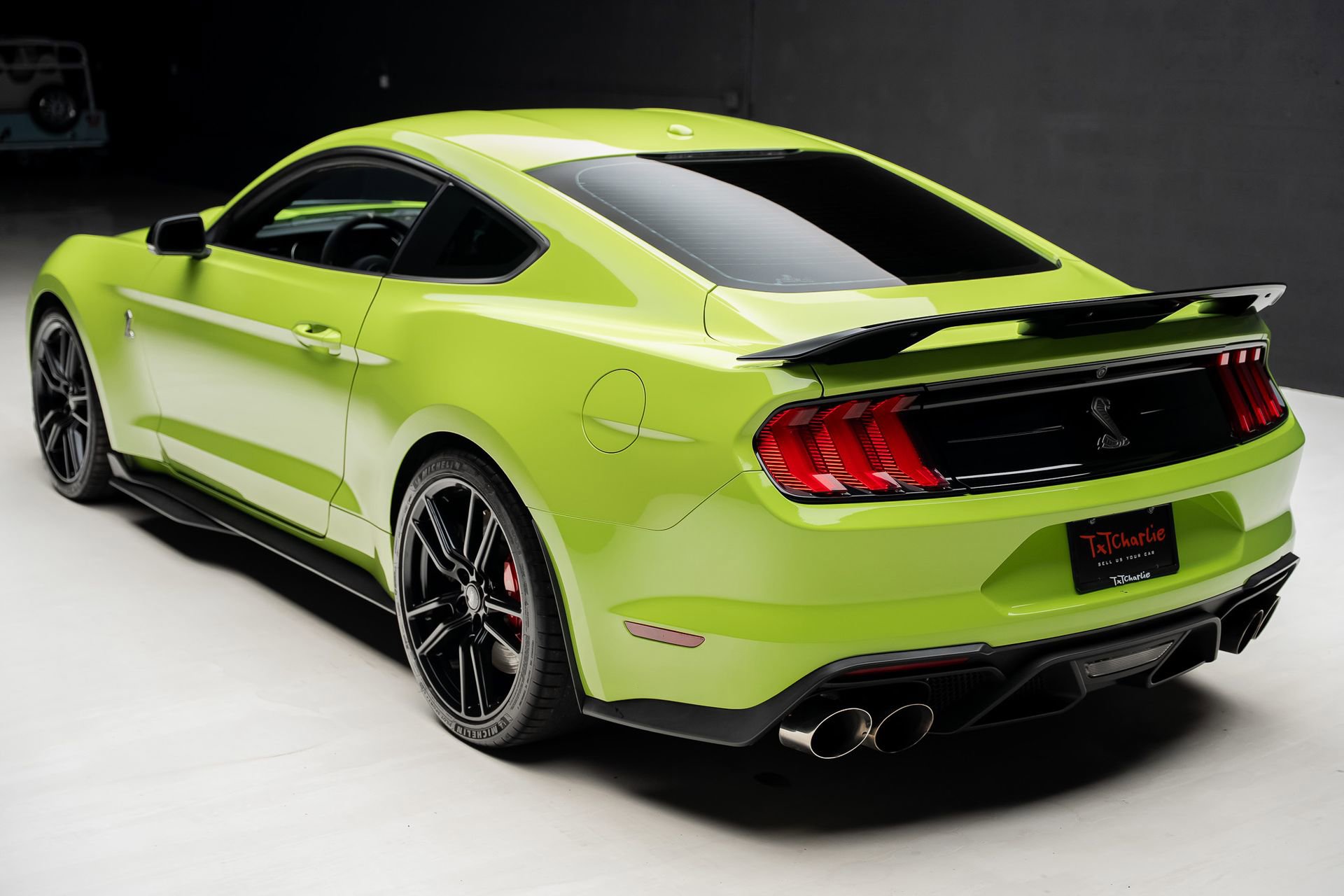 Used 2020 Ford Mustang Shelby GT500 w/ Technology Package image 27