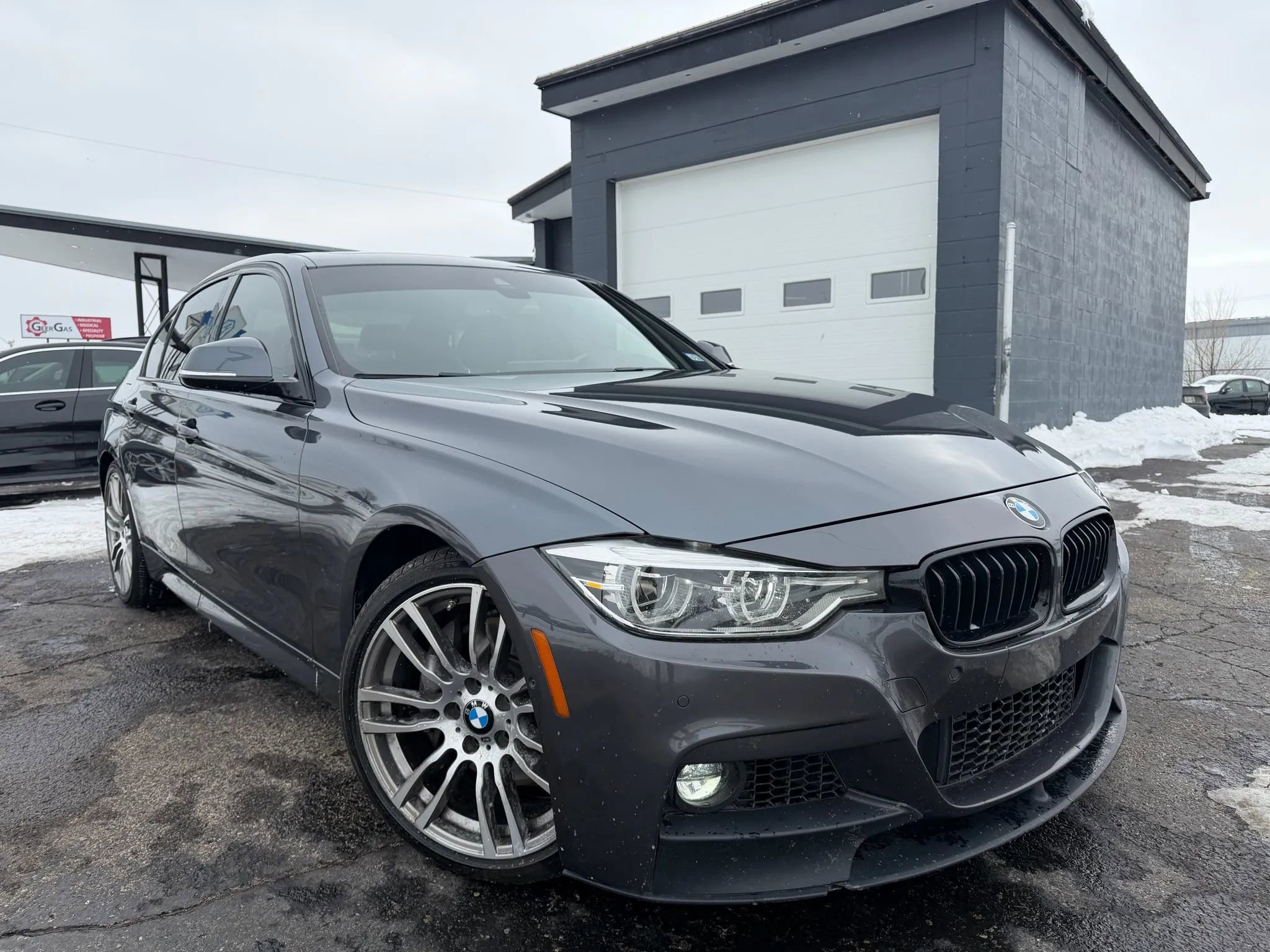 Used 2017 BMW 340i Sedan image 3