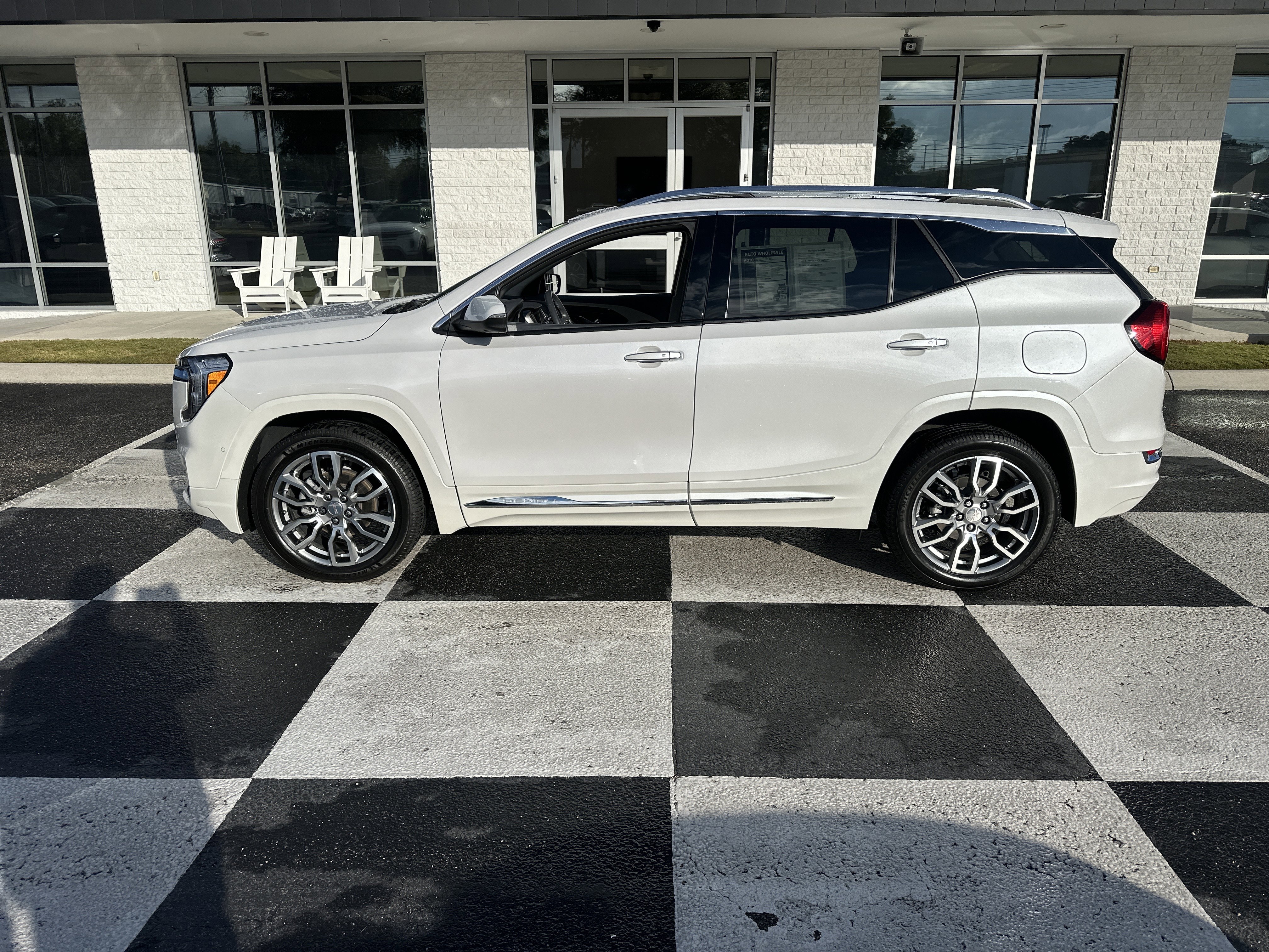 Used 2022 GMC Terrain Denali w/ Denali Premium Package