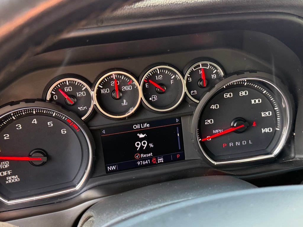 Used 2021 Chevrolet Silverado 1500 LT Trail Boss w/ Convenience Package II AWD/4WD image 19