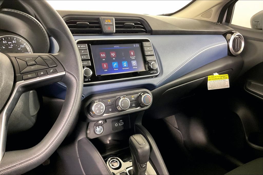 Used 2025 Nissan Versa SV w/ Trunk Package FWD image 8