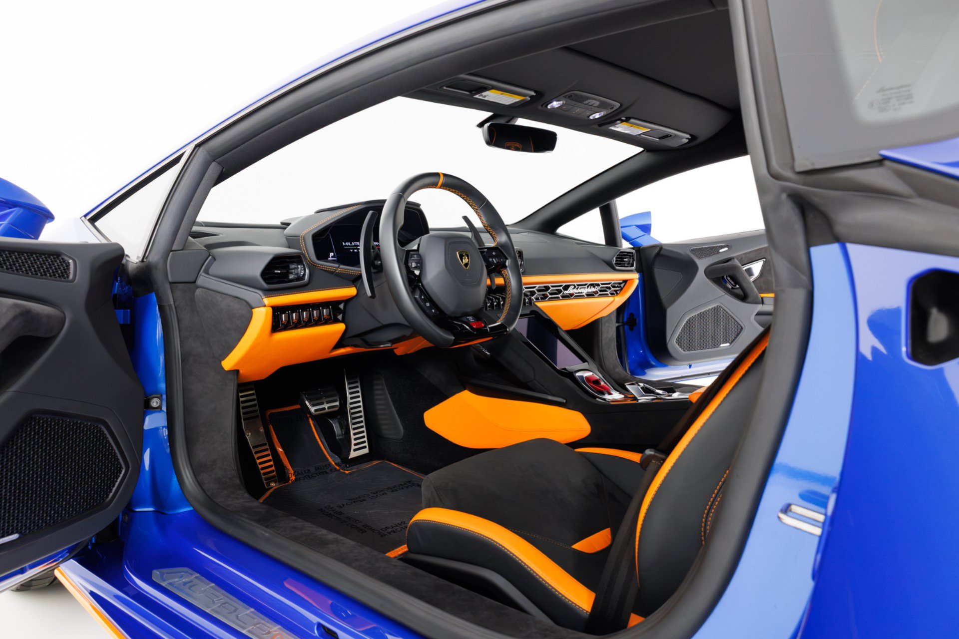Used 2023 Lamborghini Huracan Tecnica RWD image 14