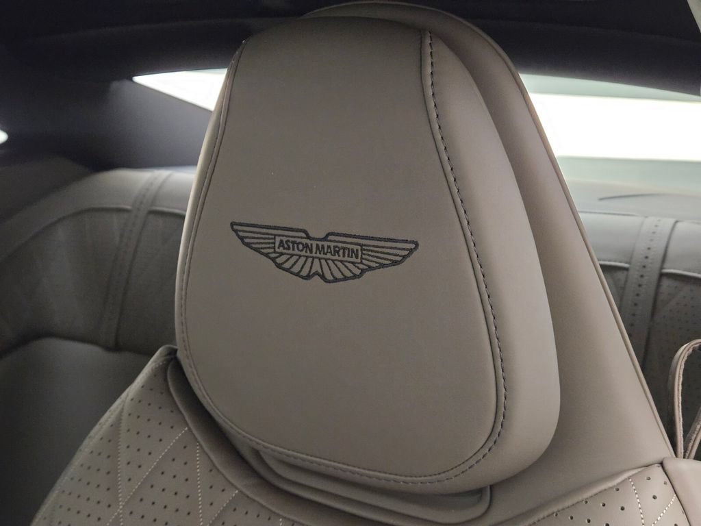 Used 2024 Aston Martin DB12 Coupe RWD image 30