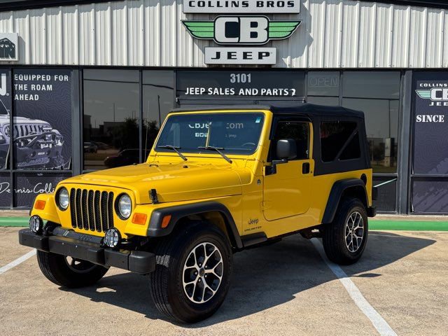 Used 2006 Jeep Wrangler Unlimited w/ Premium Audio Group image 2