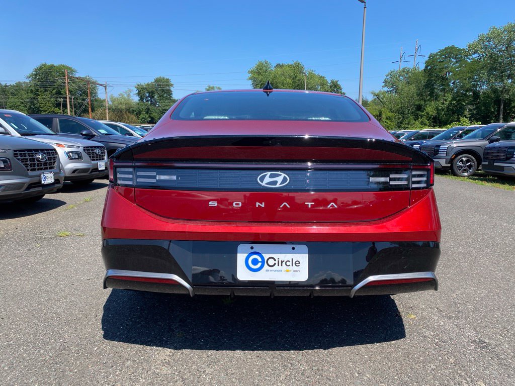 New 2026 Hyundai Sonata SEL FWD image 5