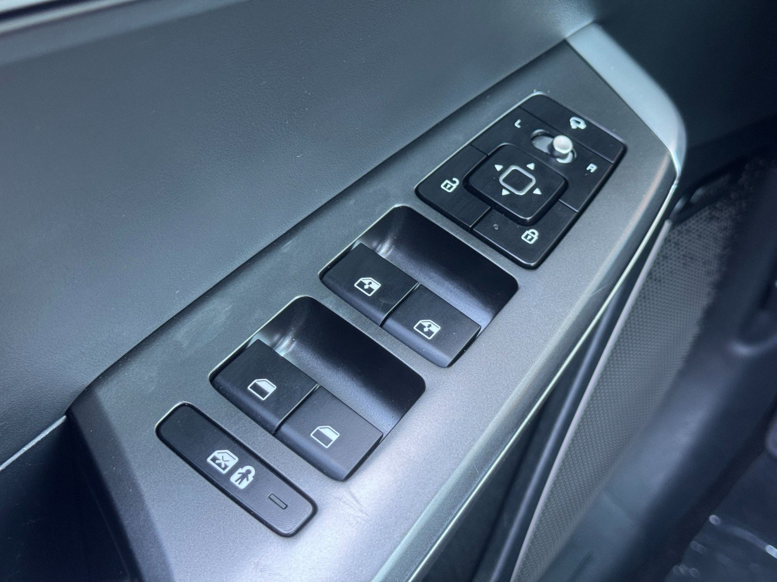 Used 2023 Kia EV6 Wind w/ Wind Technology Package image 16