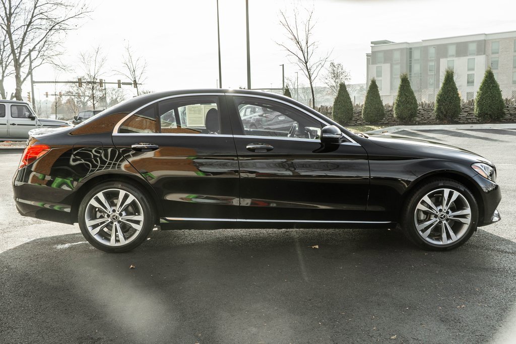 Used 2018 Mercedes-Benz C 300 4MATIC Sedan image 3