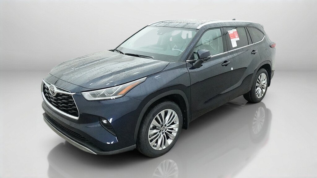 New 2026 Toyota Highlander Platinum AWD/4WD image 1
