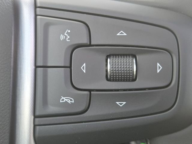 New 2025 GMC Sierra 3500 SLT w/ SLT Premium Package image 17