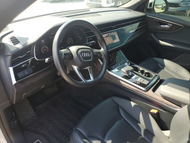Used 2020 Audi Q8 Premium Plus w/ Premium Plus Package AWD/4WD image 18