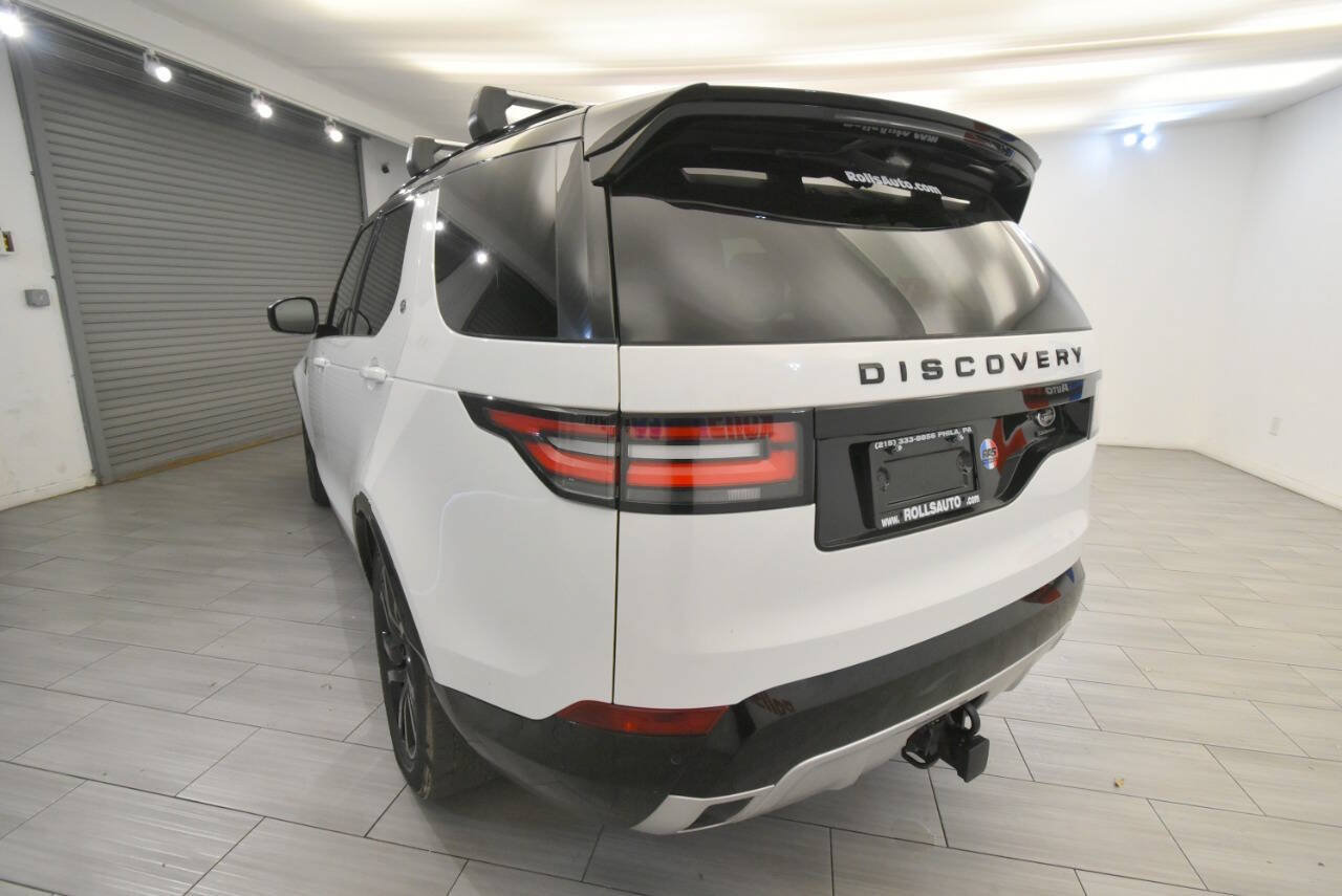 Used 2020 Land Rover Discovery Landmark AWD/4WD image 3