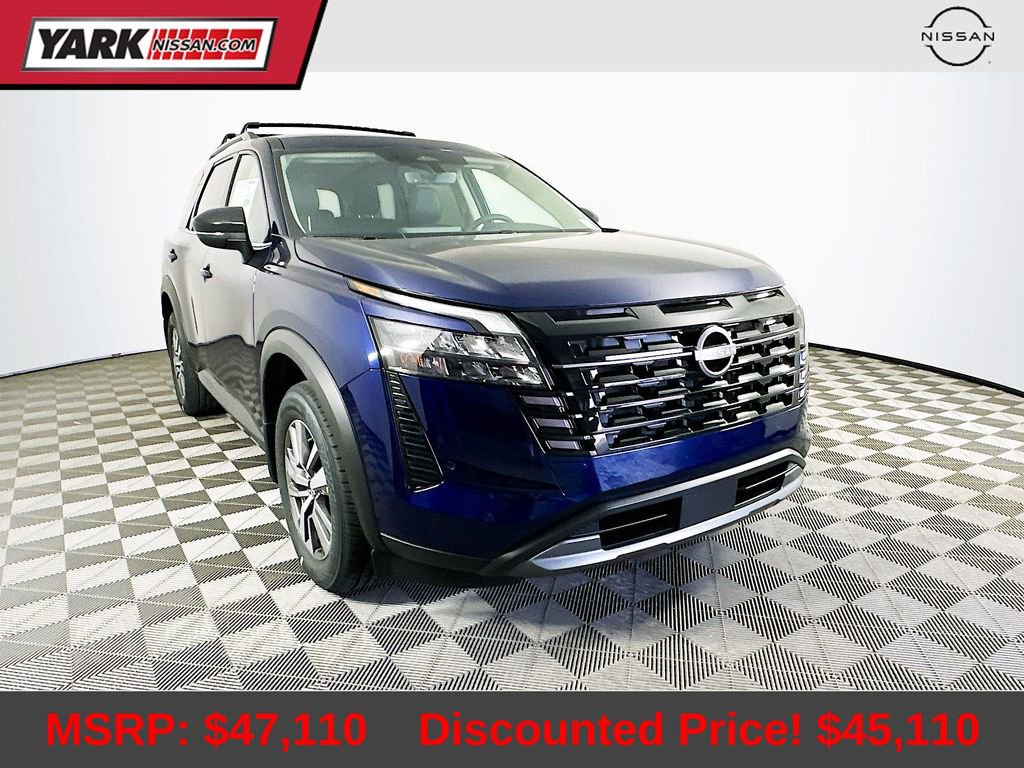 New 2026 Nissan Pathfinder SL image 1