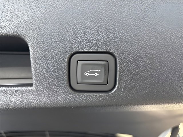 New 2026 Chevrolet Traverse RS image 22