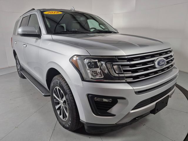 Used 2018 Ford Expedition XLT w/ Equipment Group 202A AWD/4WD image 6