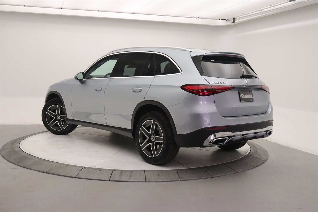 New 2026 Mercedes-Benz GLC 300 GLC 300 image 2