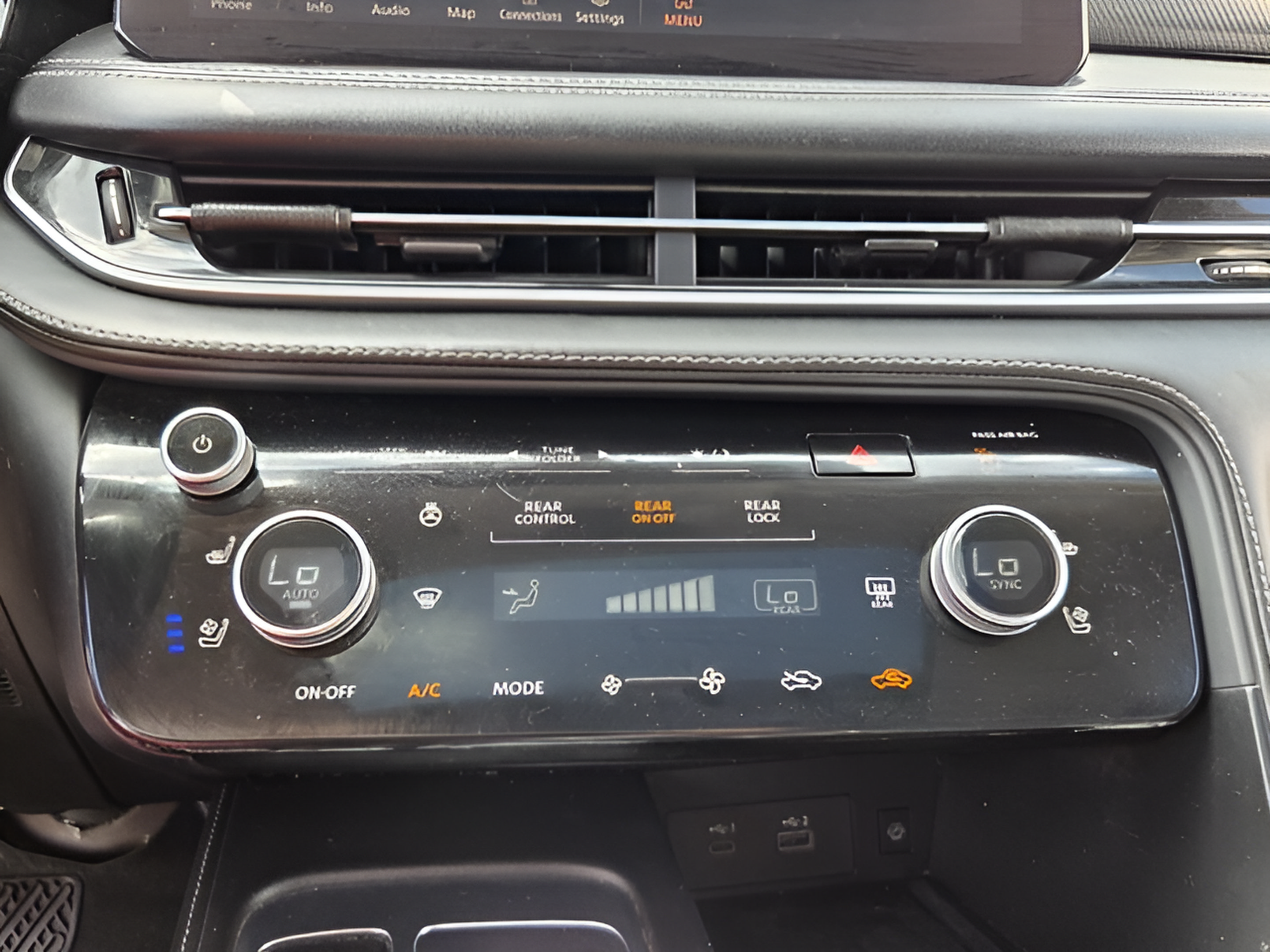Used 2024 INFINITI QX60 Luxe FWD image 18
