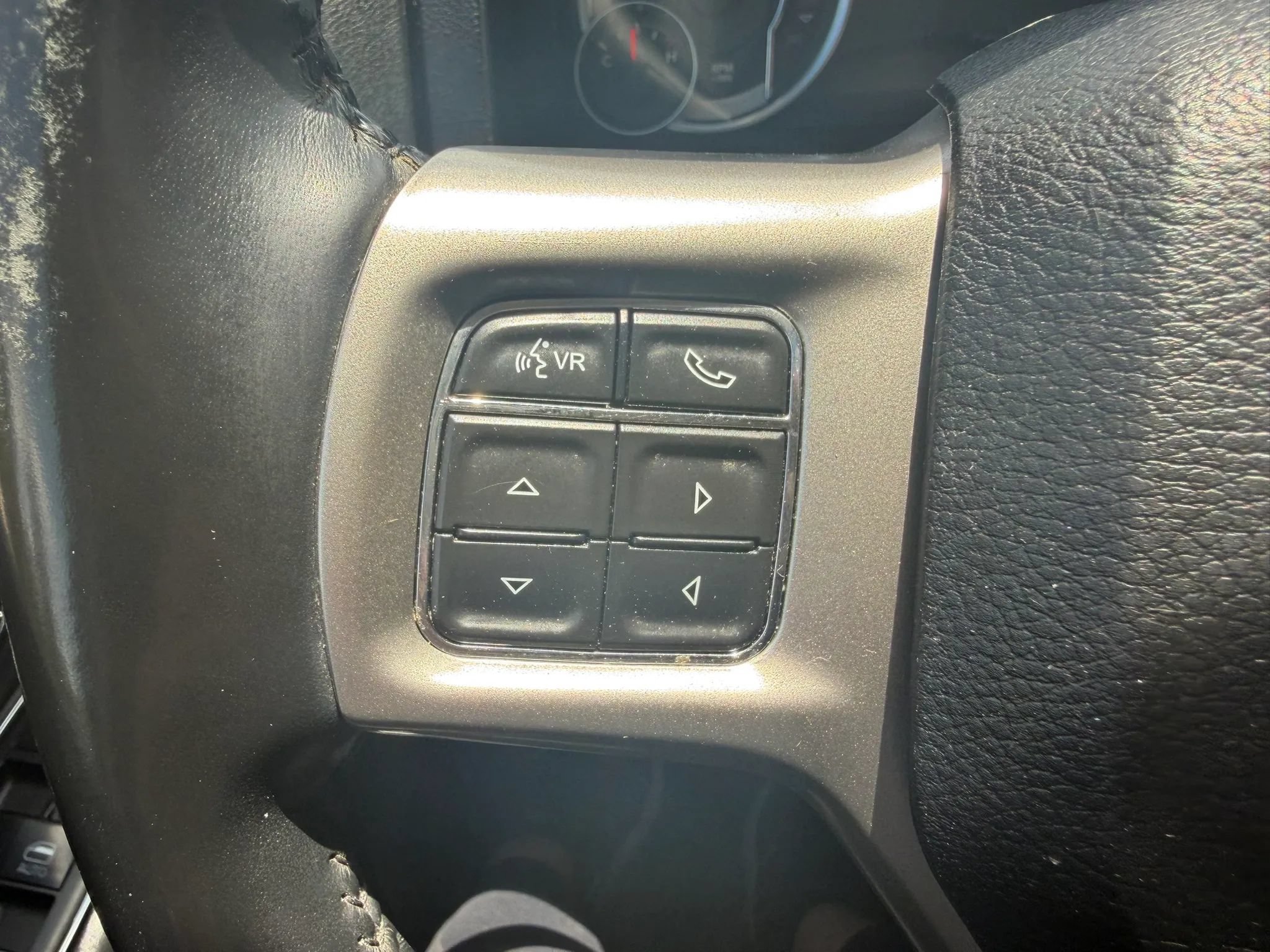 Used 2017 RAM 2500 Laramie w/ Snow Chief Group AWD/4WD image 19