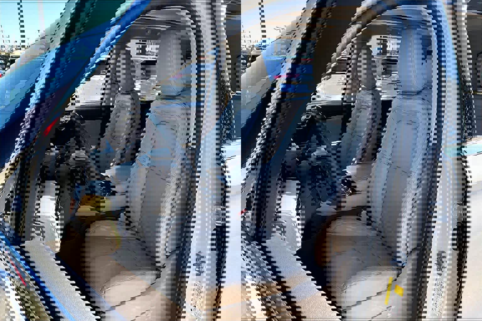 Used 2022 Lincoln Aviator Reserve w/ Elements Package Plus image 8