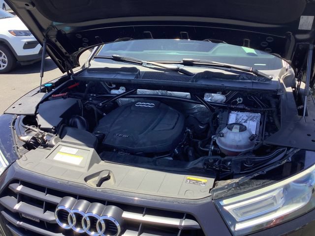 Used 2020 Audi Q5 2.0T Premium w/ Titanium Sport Package AWD/4WD image 43