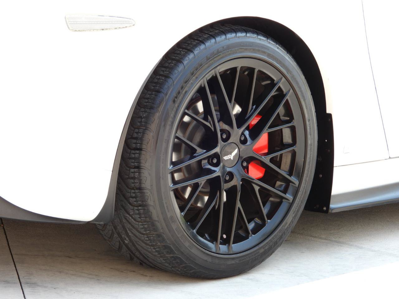 Used 2009 Chevrolet Corvette Convertible w/ Preferred Equipment Group RWD image 41
