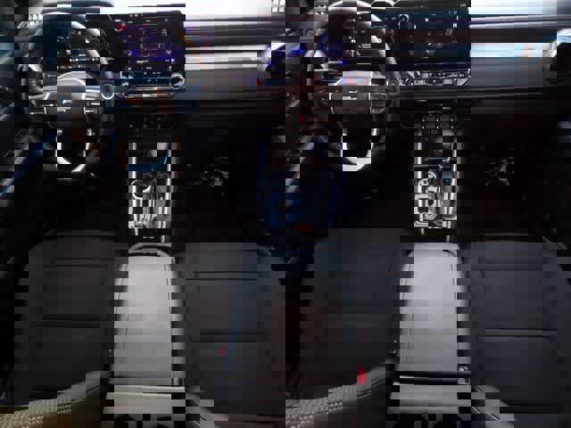 Used 2024 Chevrolet Colorado LT w/ LT Convenience Package image 11