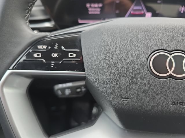 Used 2025 Audi Q5 Premium w/ Convenience Package AWD/4WD image 20