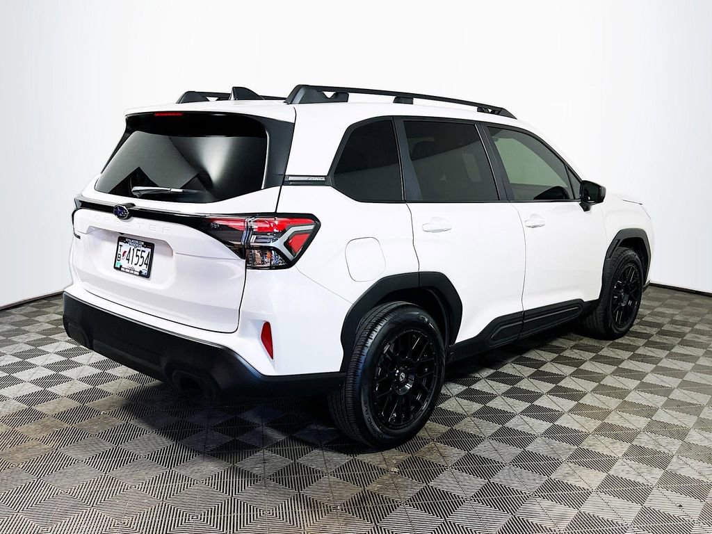 Used 2025 Subaru Forester Premium AWD/4WD image 7