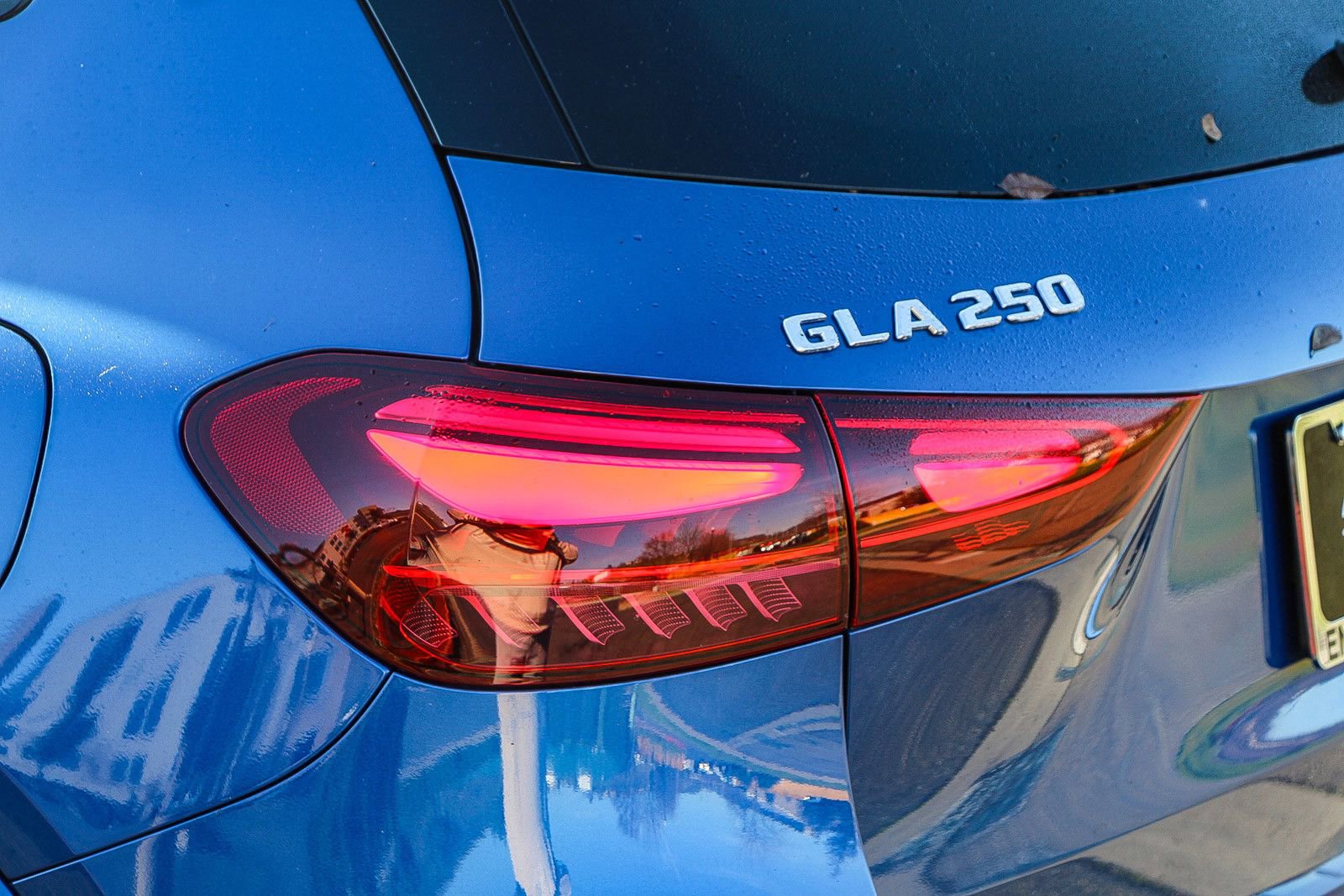 Certified 2025 Mercedes-Benz GLA 250 4MATIC image 11