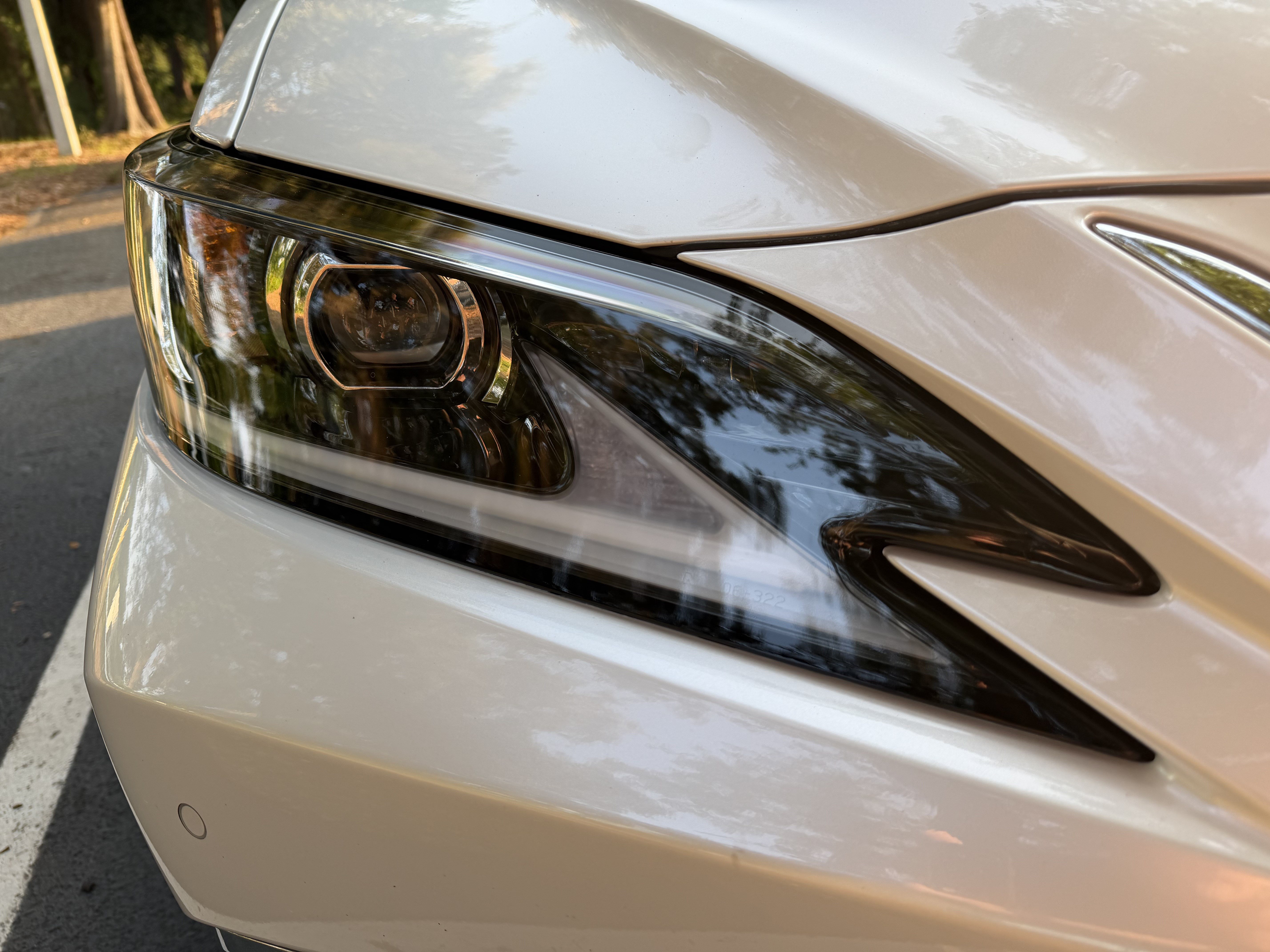 Certified 2023 Lexus ES 350 w/ Premium Package FWD image 12