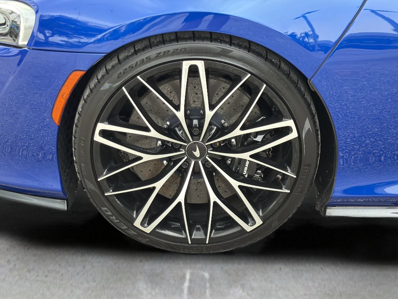 Used 2023 McLaren GT RWD image 9
