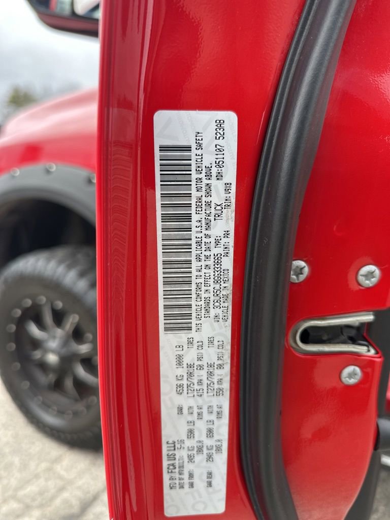 Used 2016 RAM 2500 Tradesman w/ Chrome Appearance Group image 37