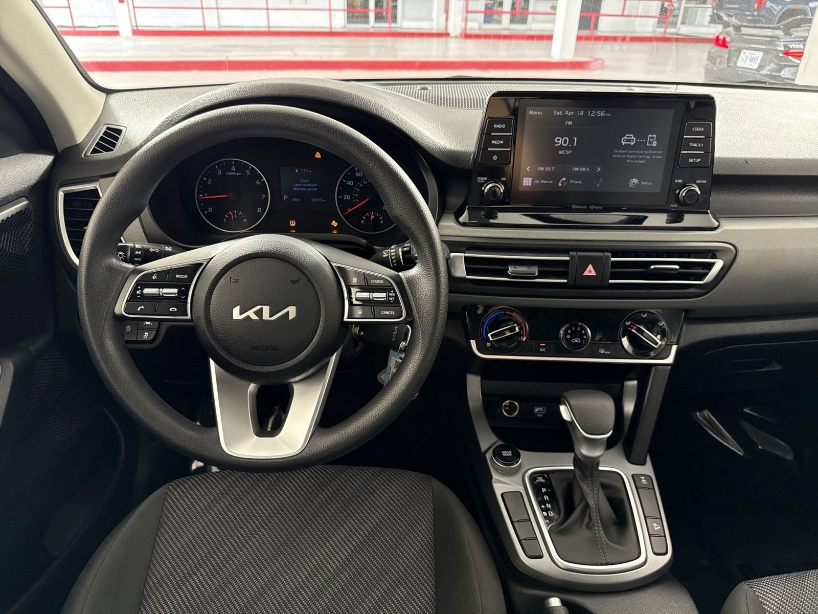 Used 2023 Kia Seltos LX AWD/4WD image 16