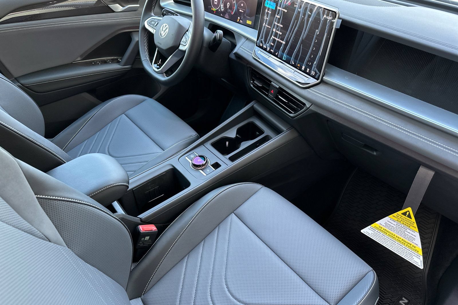 New 2026 Volkswagen Tiguan SE FWD image 16