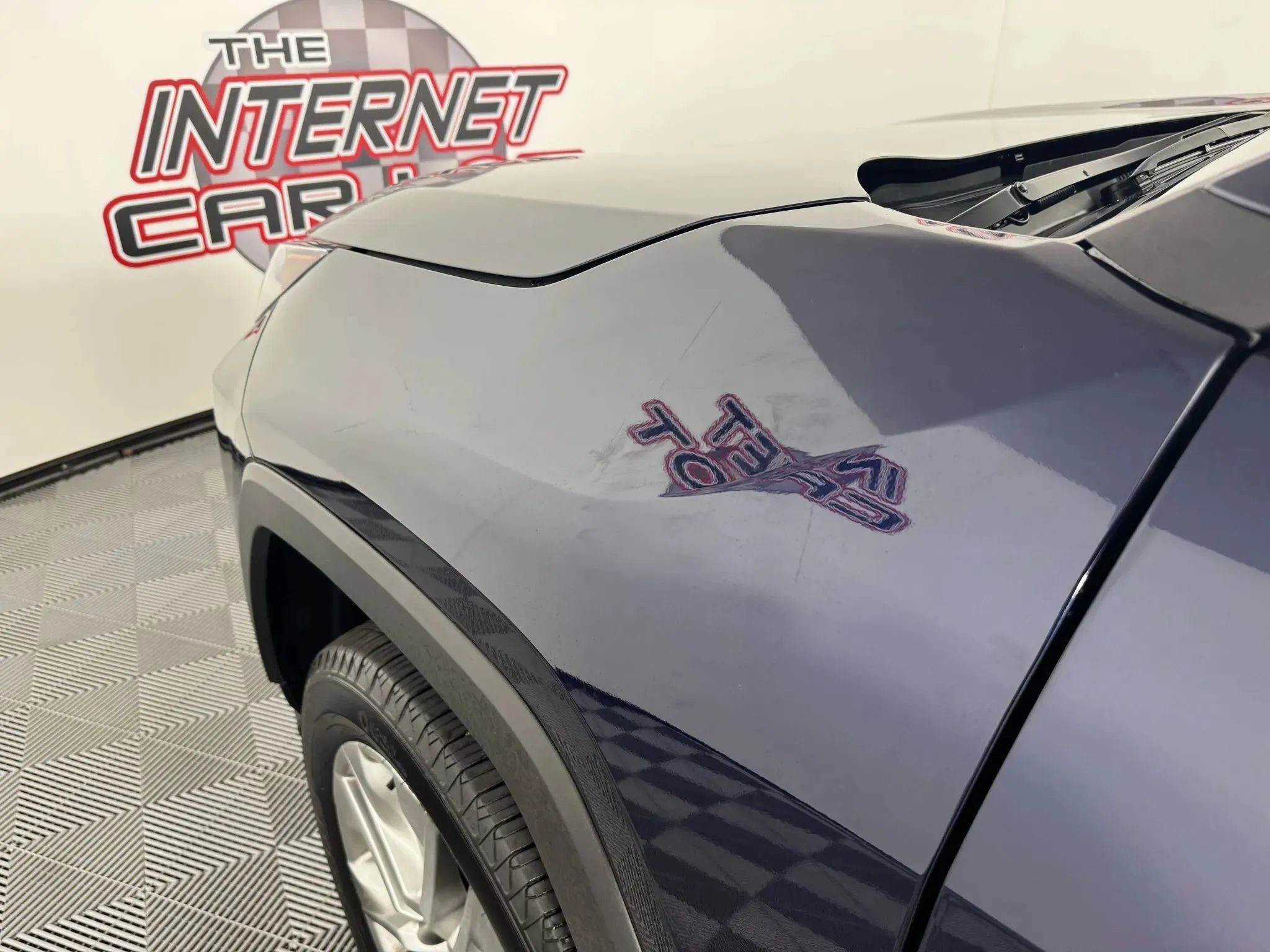 Used 2025 Toyota RAV4 XLE Premium w/ Weather Package AWD/4WD image 25