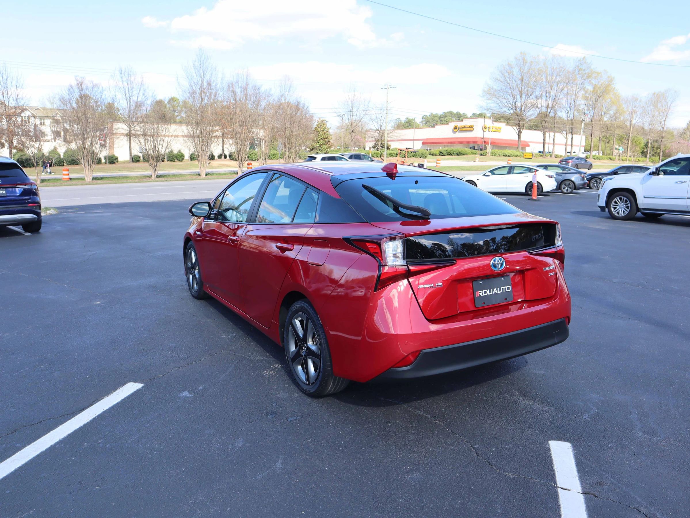 Used 2020 Toyota Prius XLE image 8
