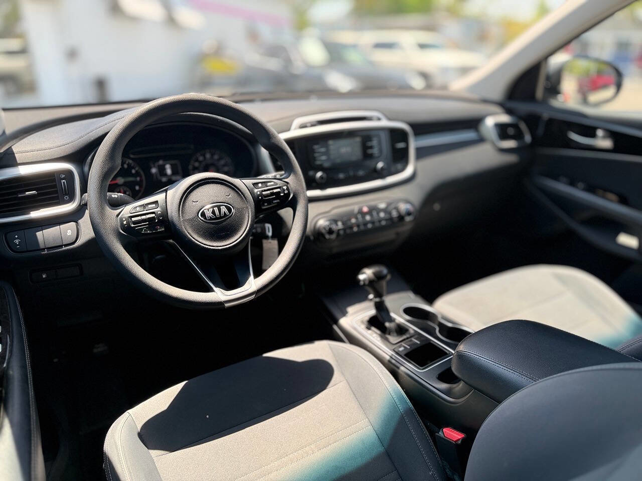 Used 2018 Kia Sorento L FWD image 15