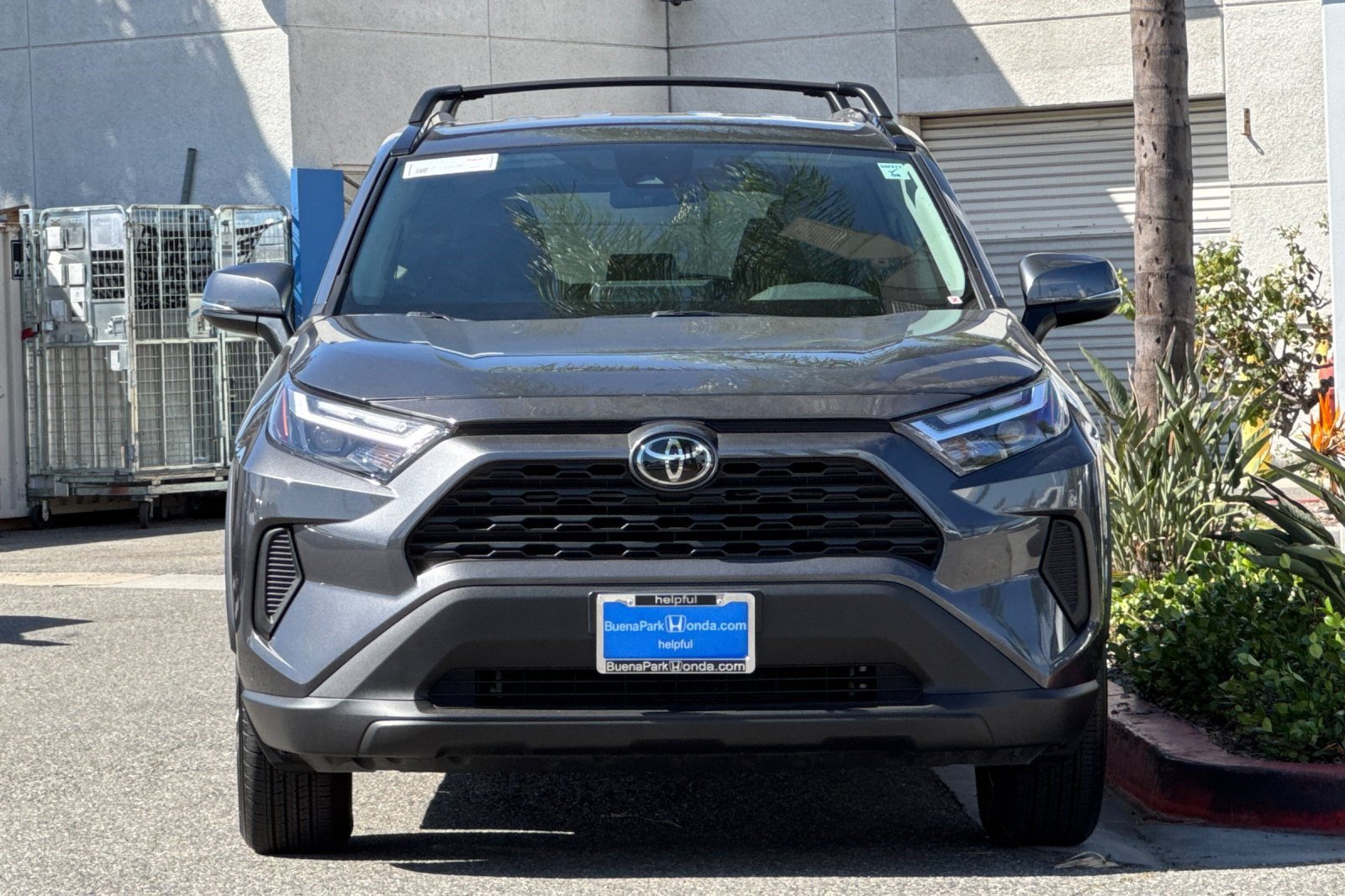 Used 2025 Toyota RAV4 XLE FWD image 6