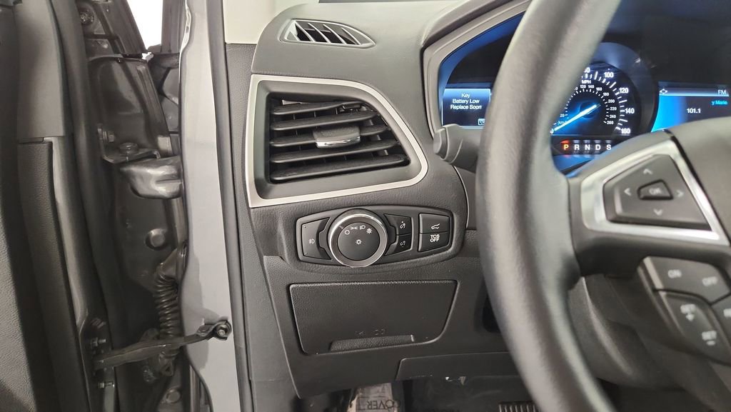 Used 2023 Ford Edge SEL w/ Convenience Package image 23