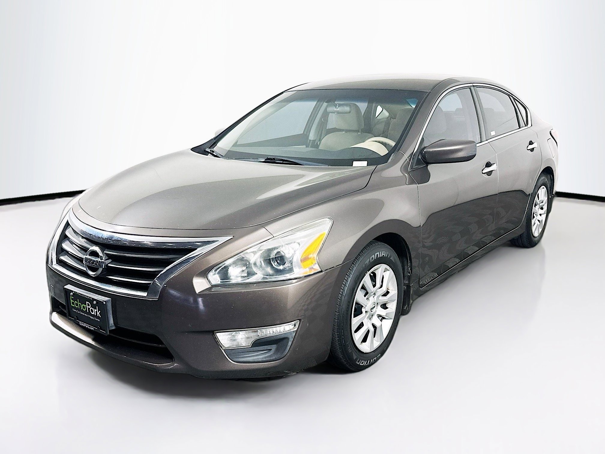 Used 2015 Nissan Altima 2.5 S w/ Power Driver Seat Package FWD image 3
