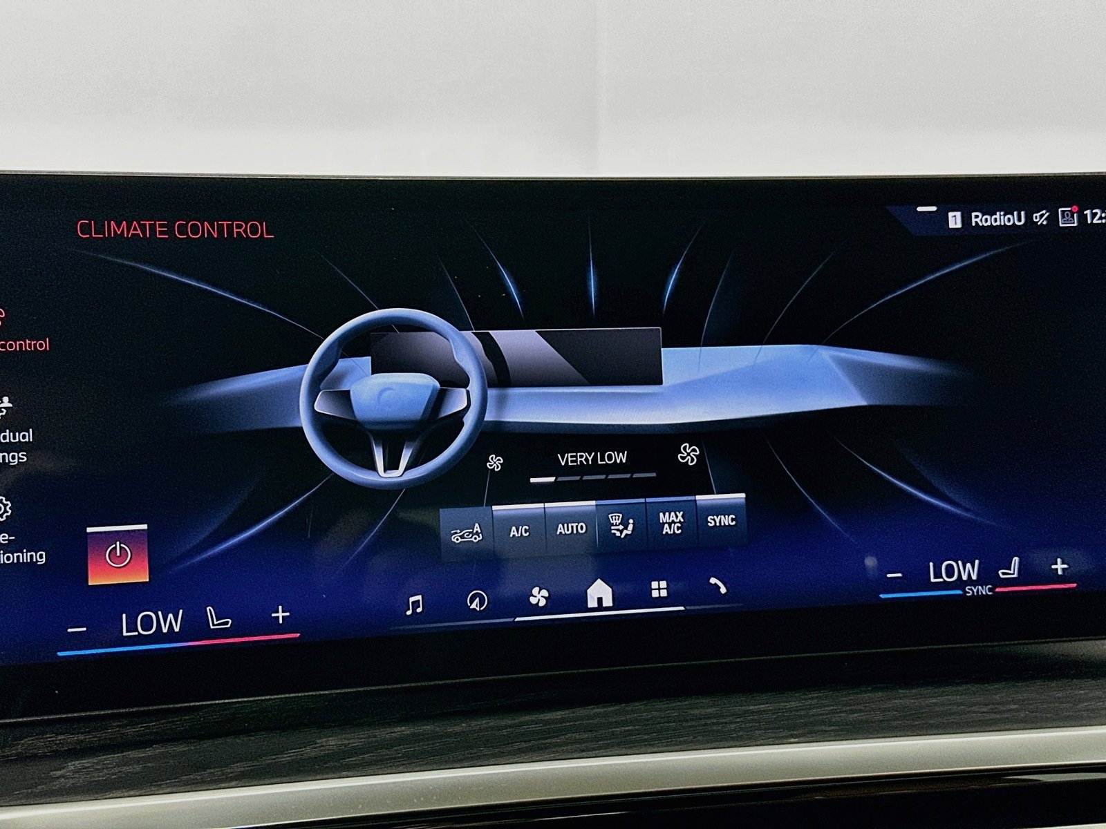 Used 2024 BMW i4 eDrive35 w/ Premium Package RWD image 27