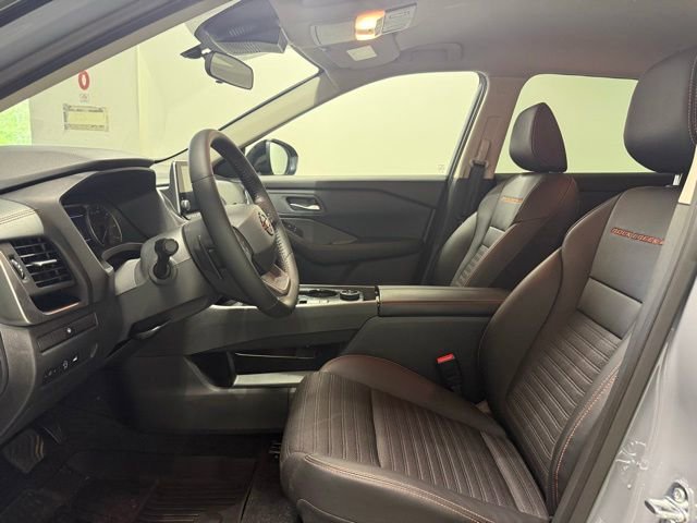 Used 2026 Nissan Rogue SV AWD/4WD image 13