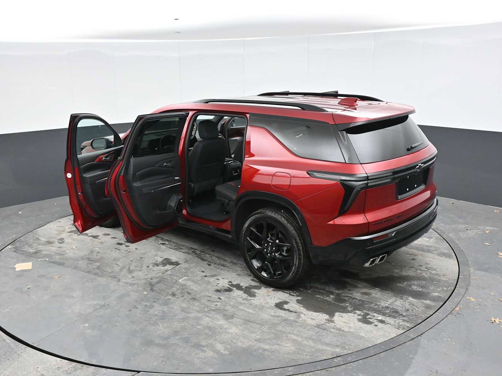 Used 2024 Chevrolet Traverse RS w/ LPO, Floor Liner Package AWD/4WD image 58